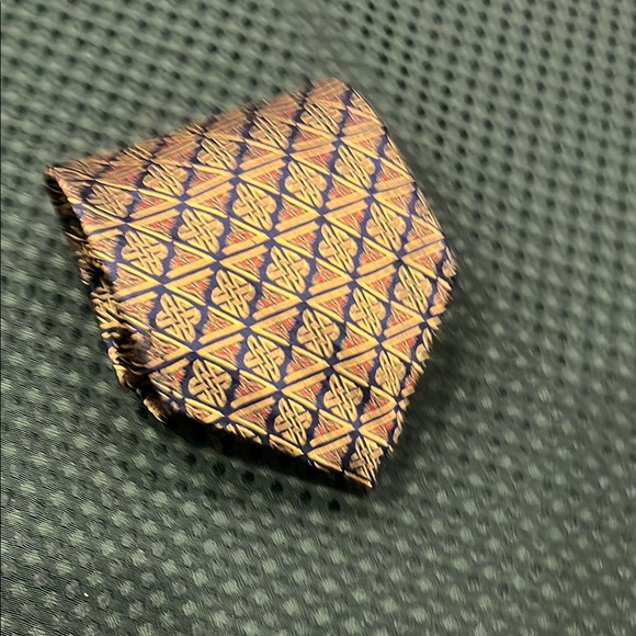 Patrick Francis tie 100% silk Yellow Patterned Men's Tie - Picture 2 of 8